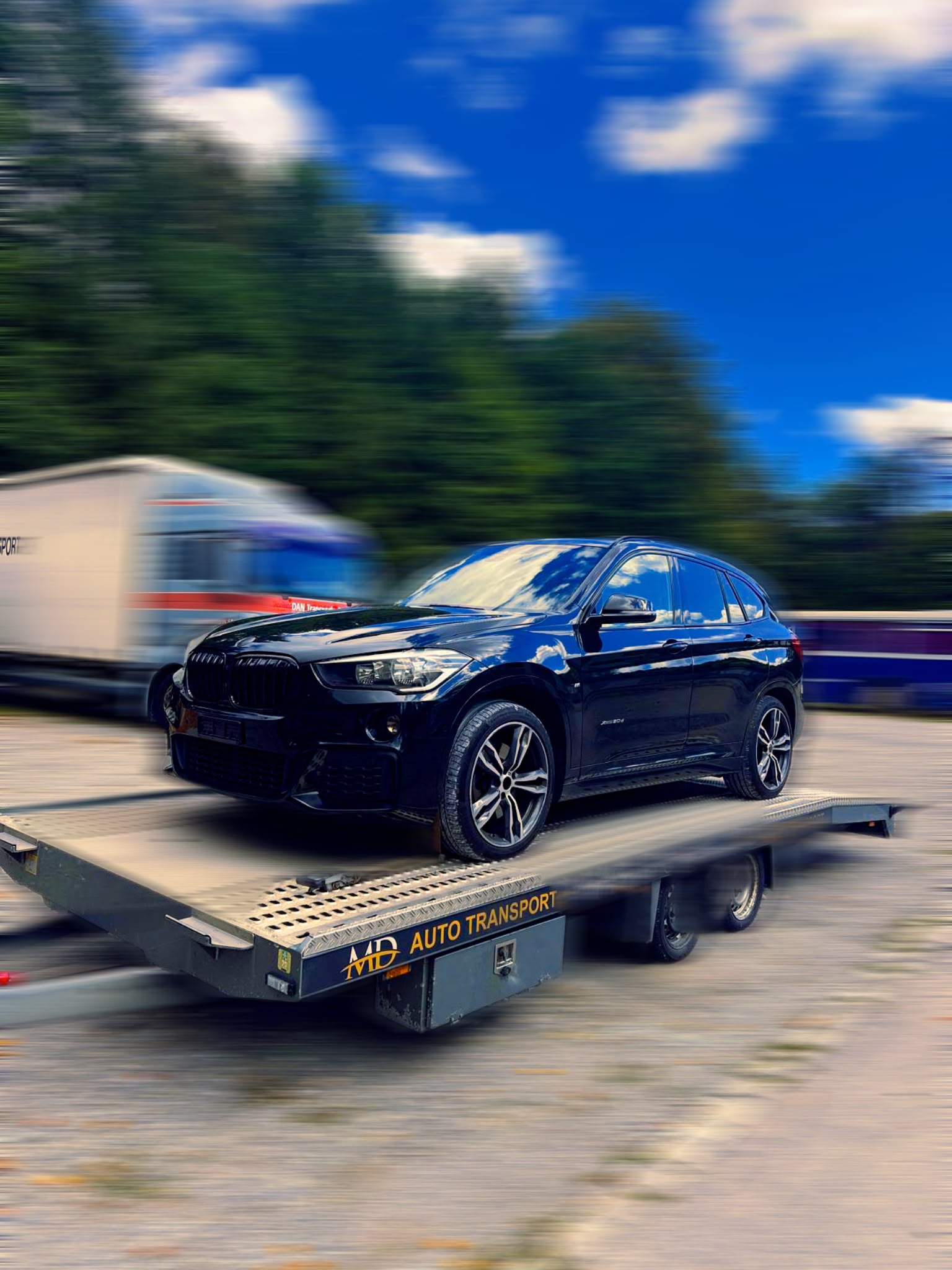 BMW X1 transporté par MD Auto Transport